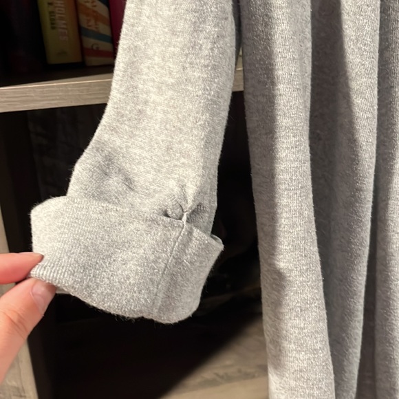 Gap Cardigan Sweater - Picture 3 of 3